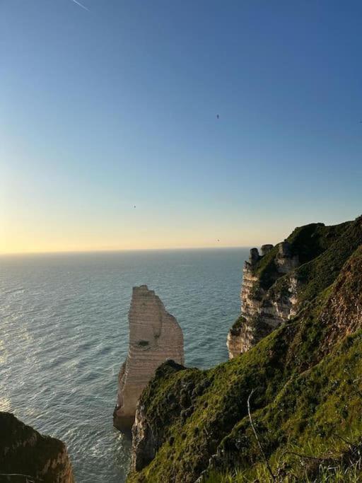 La Villa Lumaga Etretat Exterior photo
